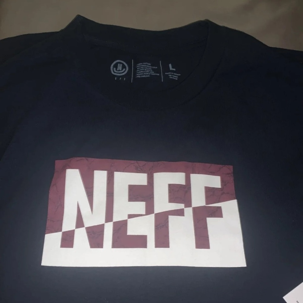 Brand New NEFF Men’s T-Shirt